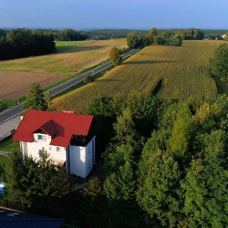 Agroturystyka Wichrowe Wzgorze Farm stay *
