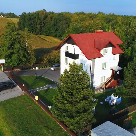 Agroturystyka Wichrowe Wzgorze * Osiek (Lesser Poland)